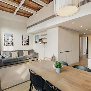Ola Living Boqueria برشلونة